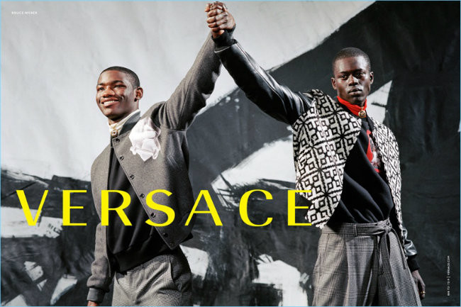 Versace reivindica la igualdad LGTB en su nueva colección 2017/2018