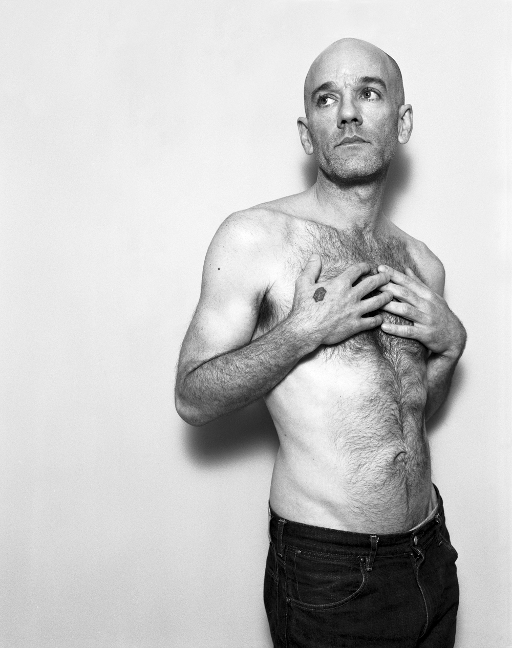 Michael Stipe: "El término 'gay' es limitado"