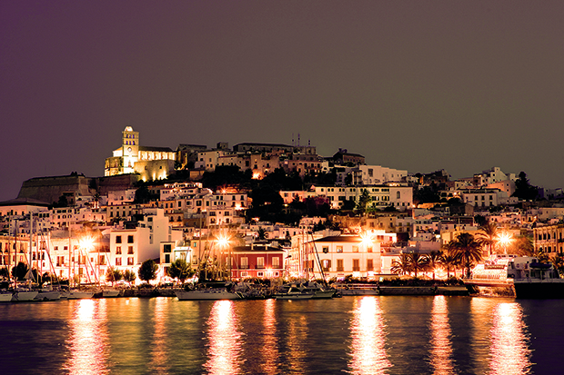 Ibiza, capital gay gracias a Magico Festival