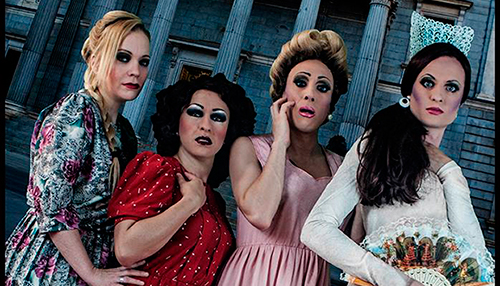 Travestis al borde de un golpe de estado