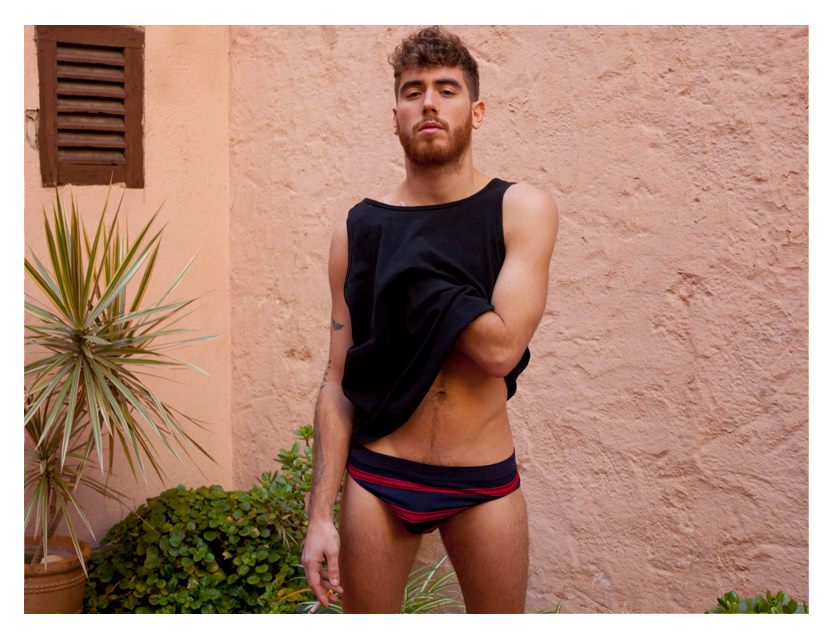 Erotismo y sexo gay vía Mano Martínez